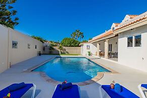 Spacious Renovated House Prvt Pool 5 min to Bch