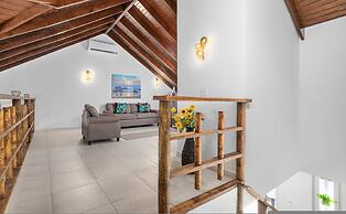 Spacious Renovated House Prvt Pool 5 min to Bch