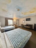 Super 7 Motel