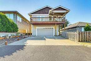 Coastal Oregon Home: Walk to Dock!