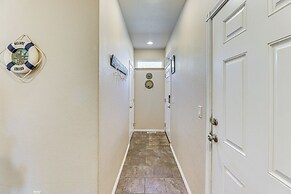 Coastal Oregon Home: Walk to Dock!