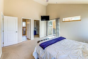 Coastal Oregon Home: Walk to Dock!