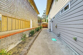 Coastal Oregon Home: Walk to Dock!