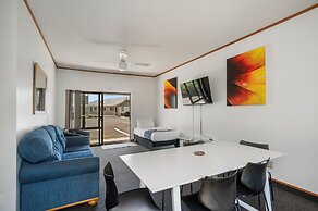 Summit Motor Lodge