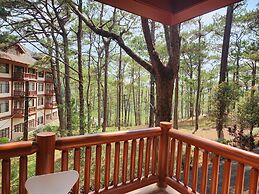 Camp john hay forest lodge