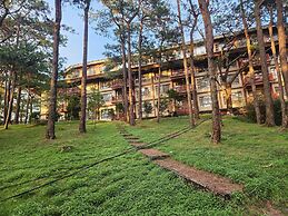 Camp john hay forest lodge