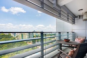 Salute de Sailing Tower - Palace Garden