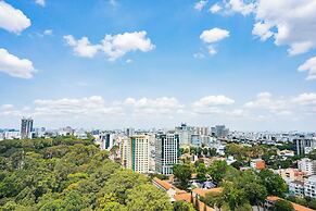 Salute de Sailing Tower - Palace Garden