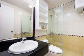 Salute de Sailing Tower - Palace Garden