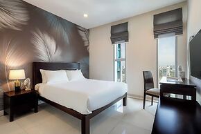 Salute de Sailing Tower - Palace Garden