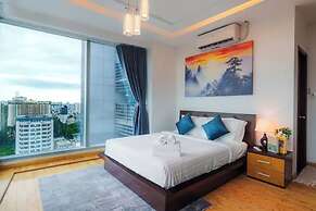 Salute de Sailing Tower - Palace Garden