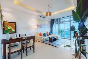 Salute de Sailing Tower - Palace Garden