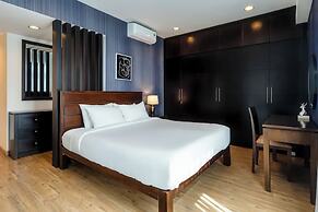 Salute de Sailing Tower - Palace Garden