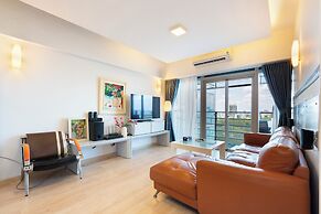 Salute de Sailing Tower - Palace Garden