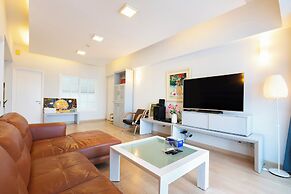 Salute de Sailing Tower - Palace Garden