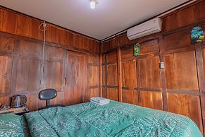 Baron Beach Bungalow