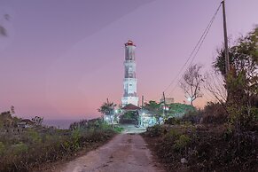 Baron Beach Bungalow