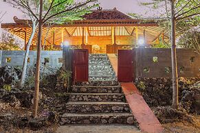 Baron Beach Bungalow