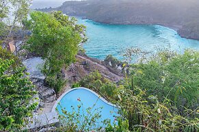 Baron Beach Bungalow