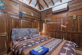 Baron Beach Bungalow