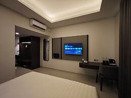 Azana Garden Hill Resort Blora