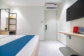 Bin Bin Hotel 14 - Near Vstar School D7