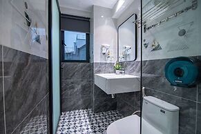 Bin Bin Hotel 14 - Near Vstar School D7