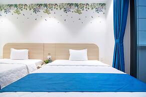 Bin Bin Hotel 14 - Near Vstar School D7