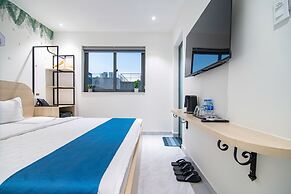 Bin Bin Hotel 14 - Near Vstar School D7