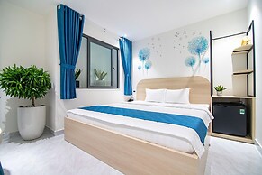 Bin Bin Hotel 14 - Near Vstar School D7