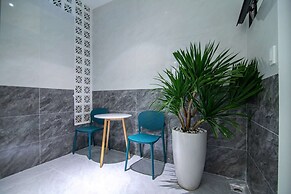 Bin Bin Hotel 14 - Near Vstar School D7