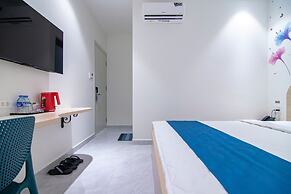 Bin Bin Hotel 14 - Near Vstar School D7