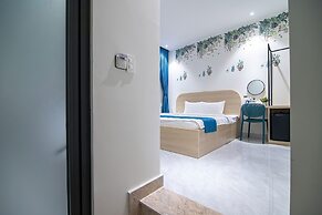 Bin Bin Hotel 14 - Near Vstar School D7