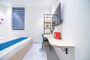 Bin Bin Hotel 14 - Near Vstar School D7