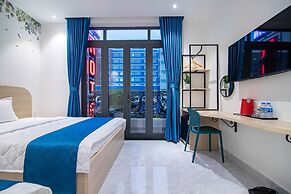 Bin Bin Hotel 14 - Near Vstar School D7