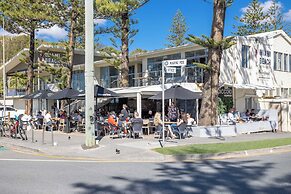 Surfsong on Miami Beach