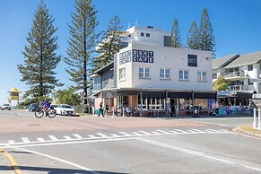 Surfsong on Miami Beach