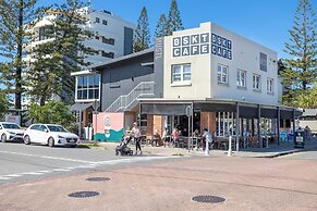 Surfsong on Miami Beach
