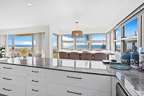 Surfsong on Miami Beach