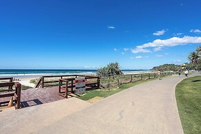 Surfsong on Miami Beach