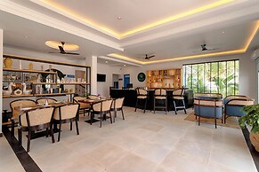 Azalea By Stone Wood Carmona