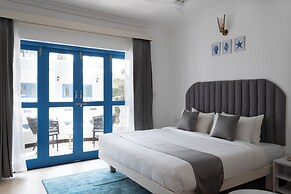 Azalea By Stone Wood Carmona