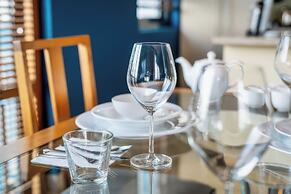 Avalon Saigon District 1 - Independence Palace