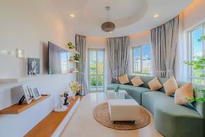 Saigon Pavillon Suites