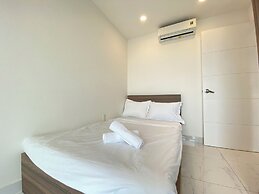 Terra Royal Apartment D3 - 1 2 BR at City Center