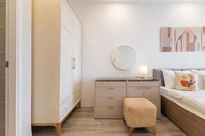 Terra Royal Apartment D3 - 1 2 BR at City Center
