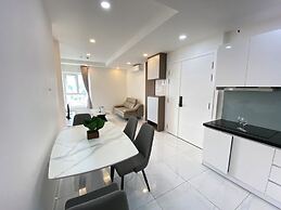 Terra Royal Apartment D3 - 1 2 BR at City Center