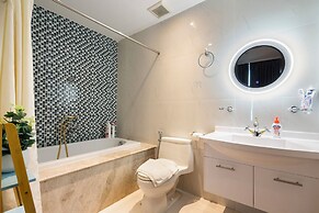 Salute de Léman - Luxury Apartment District 3