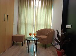 Richi Rich Studio Apartment