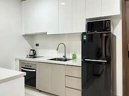 Saigon Royal - Trendy Modern Apartment